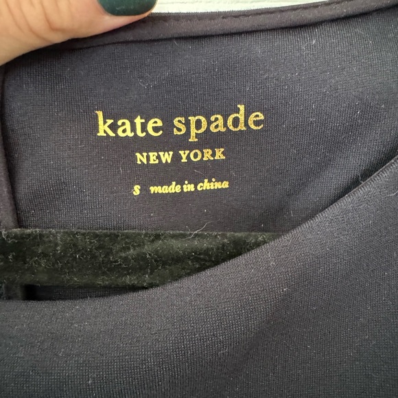 Kate Spade navy blue and white dress. Boat neck, fit and flare. Size small. - Picture 3 of 5